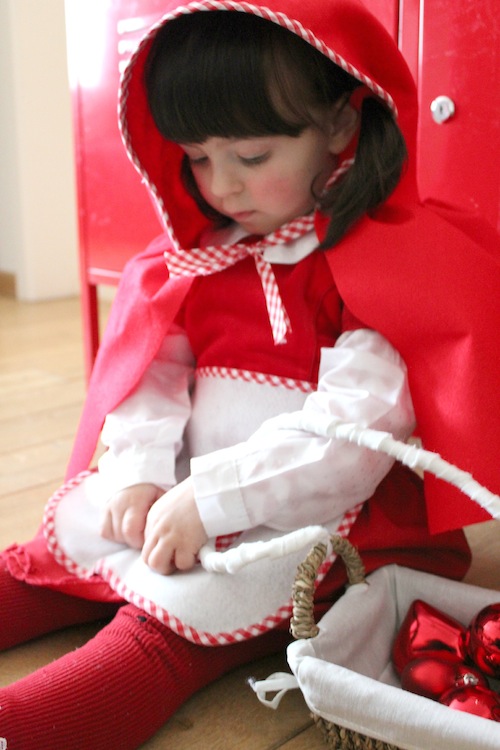 Idee di carnevale: il costume da cappuccetto rosso · Pane, Amore e  Creatività