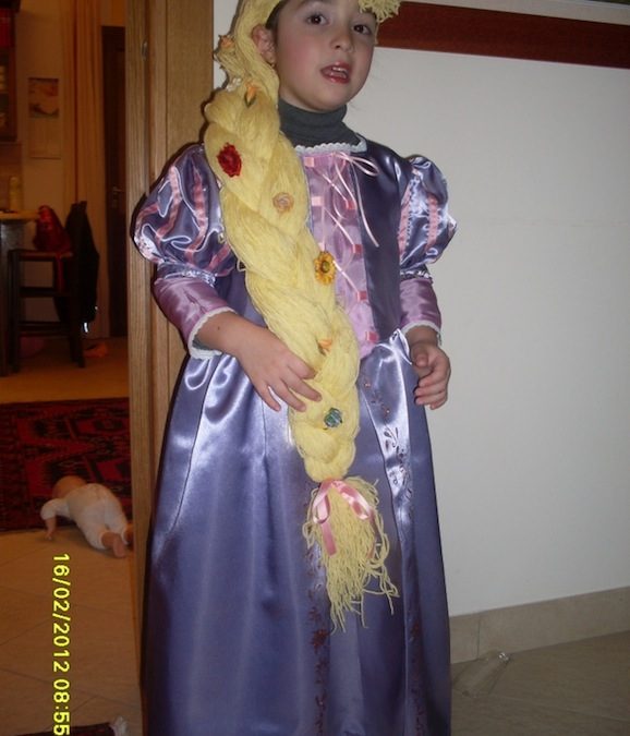 Idee di carnevale: il costume da Raperonzolo fai da te